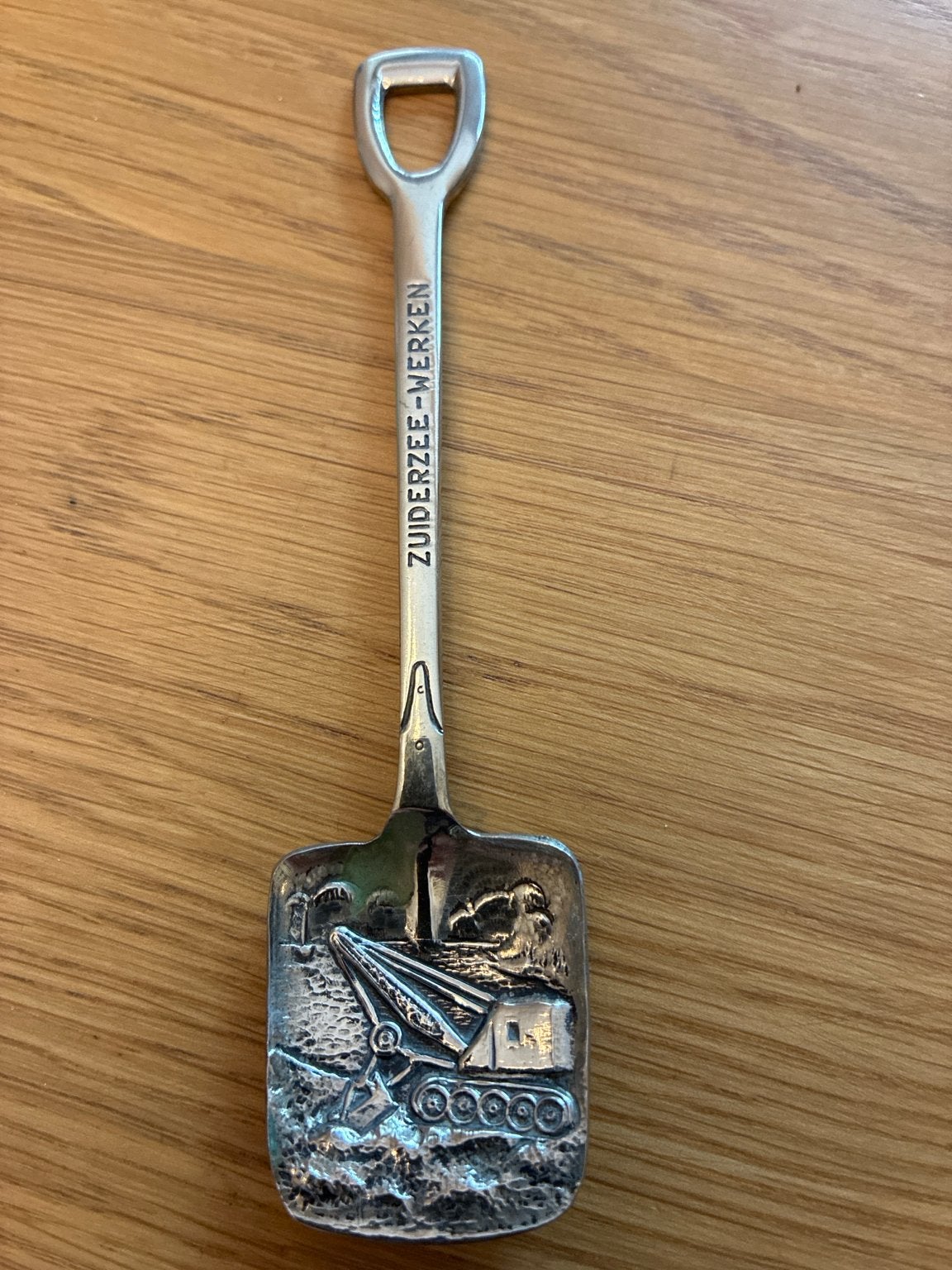 Souvenirschepje Zuiderzee-Werken, Verzenden