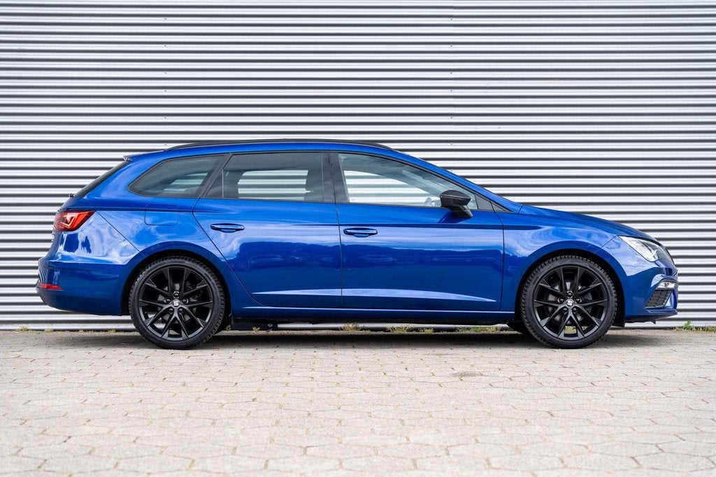 SEAT Leon ST 1.5 TSI FR Ultimate Edition Black VIRTUAL*ACC*P, Automatische klimaatregeling, Zwart, 4 cilinders, Origineel Nederlands