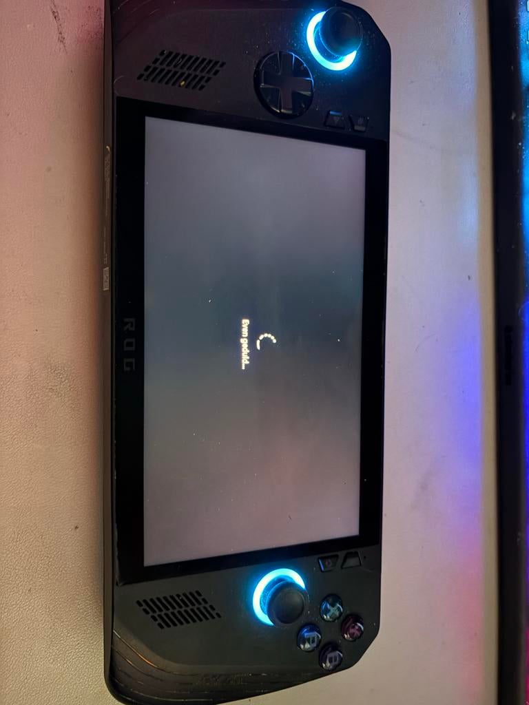 ROG Ally X Z1 Extreme - 1TB SSD, 24GB RAM, Spelcomputers en Games, Spelcomputers | Overige, Ophalen of Verzenden, ASUS, Zo goed als nieuw