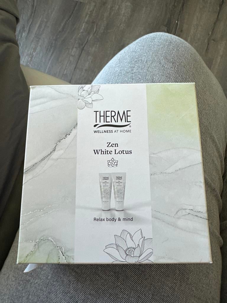 Therme Zen White Lotus Wellness Pakket - Douche & Handcrème, Ophalen of Verzenden, Nieuw, Bad & Douche