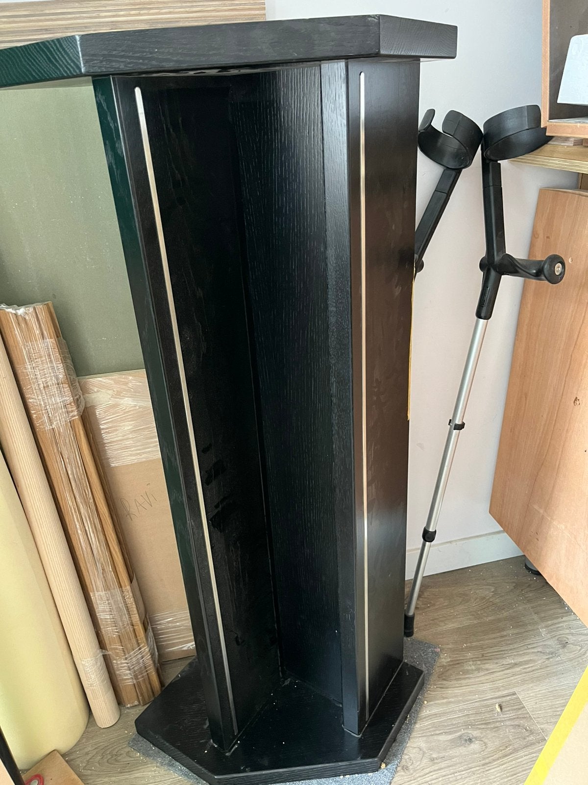 Massief eiken trap, zwart gelakt, Ophalen, Zo goed als nieuw, Trap, Minder dan 2 meter