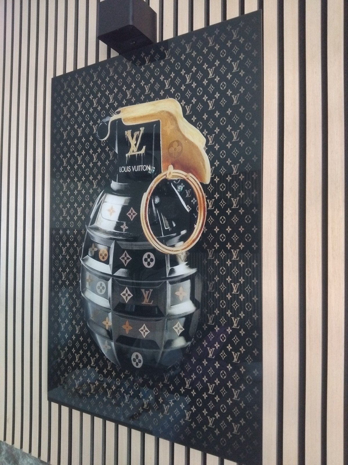 Modern schilderij: Joker of Louis Vuitton Granaat, Antiek en Kunst, Ophangklaar, Overig onderwerp, Ophalen of Verzenden, Print