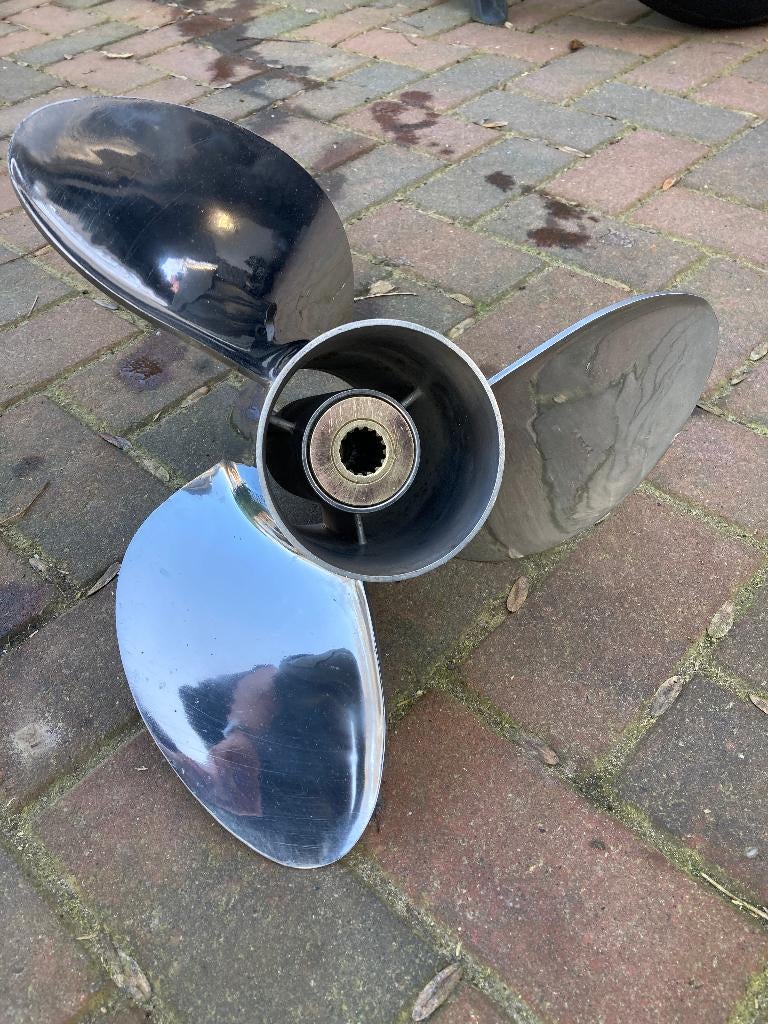 Suzuki RVS schroef propeller 16x21.5 150-300PK, Ophalen of Verzenden, Zo goed als nieuw, Motor en Techniek