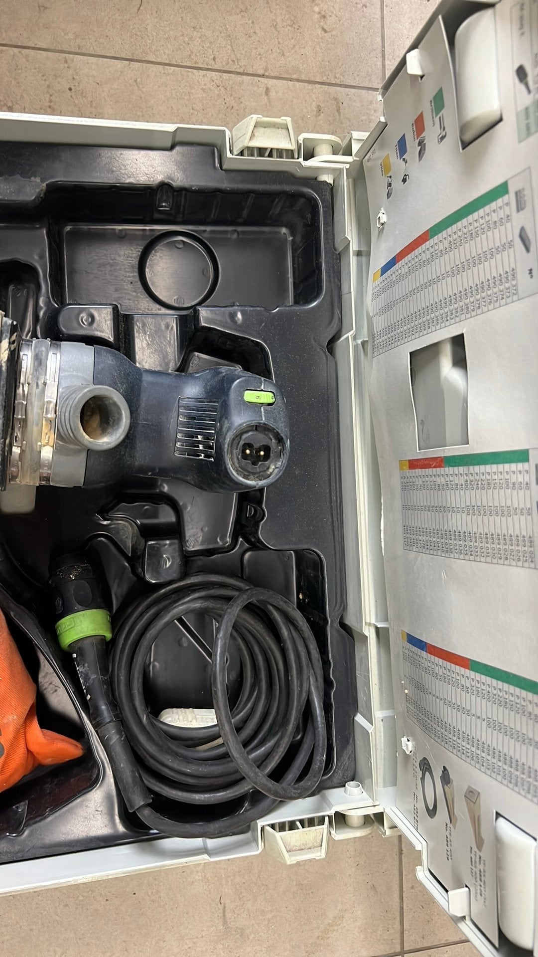Festool rs400 Vlakschuurmachine, Ophalen of Verzenden, Zo goed als nieuw, Minder dan 600 watt, Vlakschuurmachine