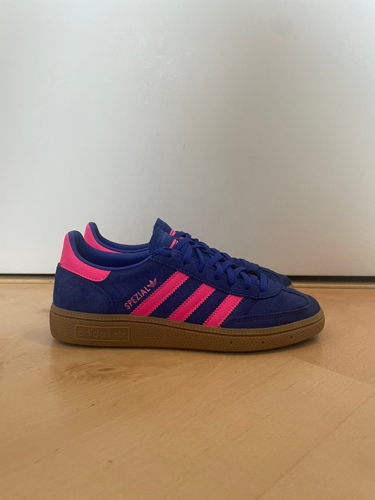 Adidas Handball Spezial “Purple & Pink” maat 38., Ophalen of Verzenden, Roze, Sneakers of Gympen, Zo goed als nieuw