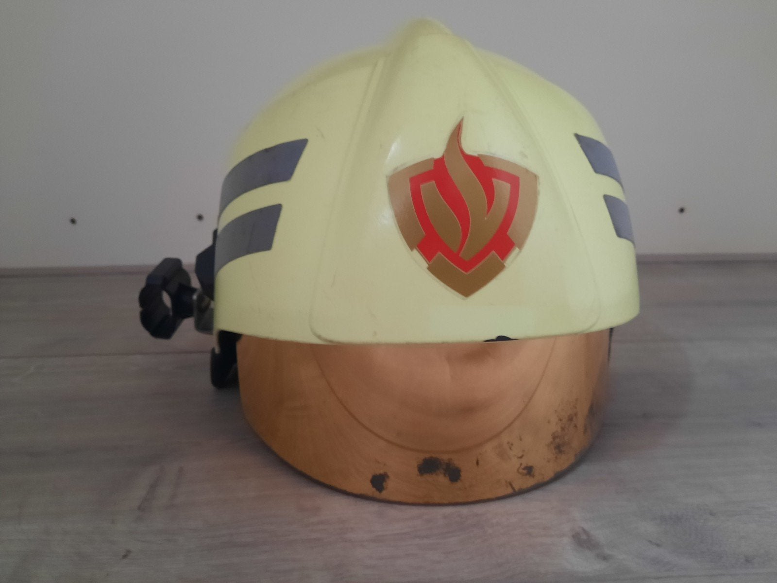 Brandweerhelm Dräger HPS 6100., Verzamelen, Ophalen of Verzenden, Landmacht, Nederland, Helm of Baret