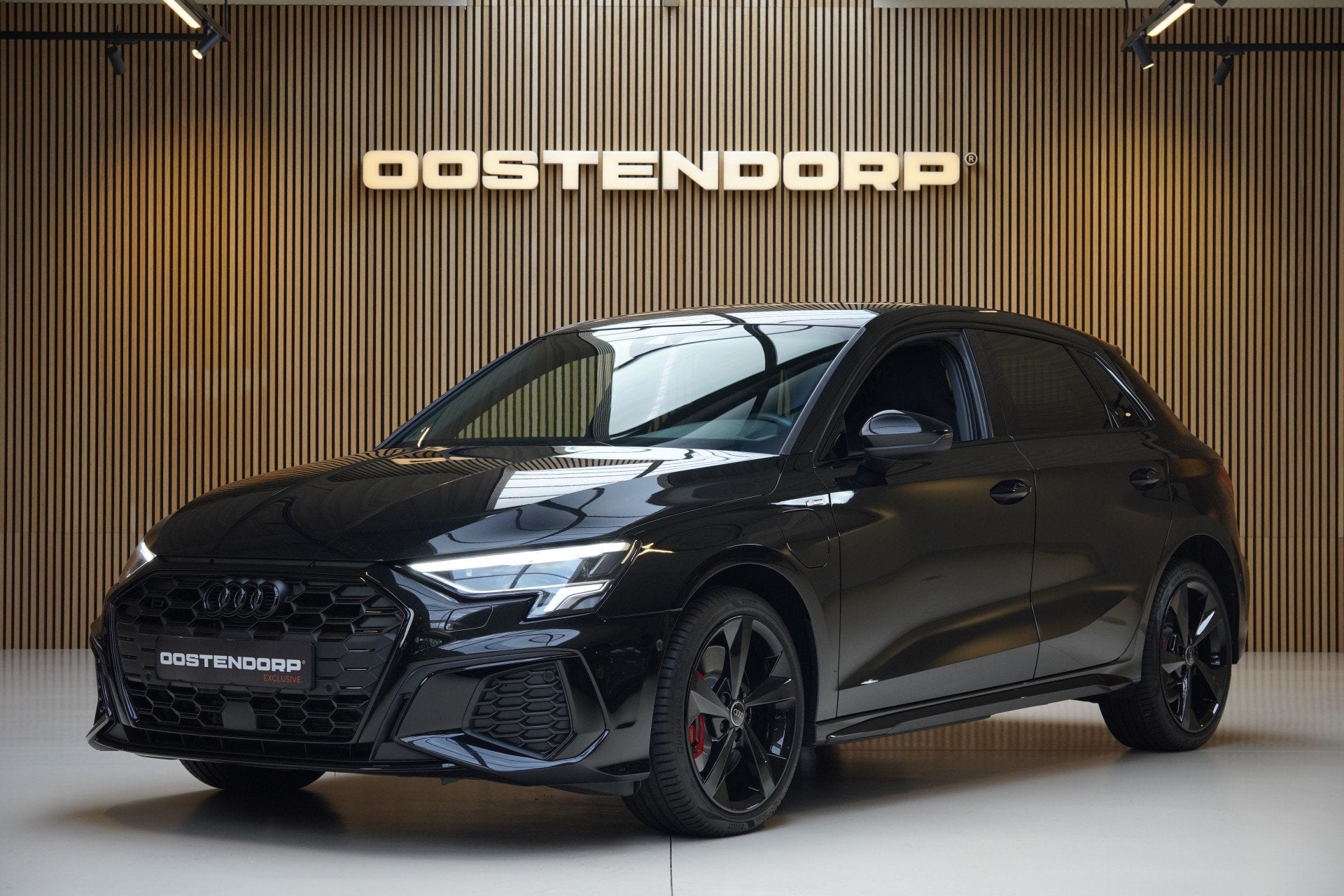 Audi A3 Sportback 45TFSIe/245pk S-Line Blackstyle|2022|Cruis, Dealer onderhouden, Gebruikt, 4 cilinders, 150 pk