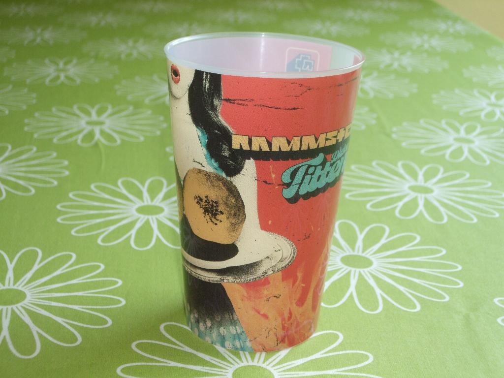 Rammstein beker 0,5 ltr - Dicke T..., Ophalen of Verzenden, Zo goed als nieuw, Overige typen