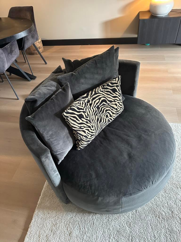 Comfortabele ronde love seat - Grijs fluweel, Huis en Inrichting, Stoelen, Ophalen, Hotel chique, Zo goed als nieuw, Eén