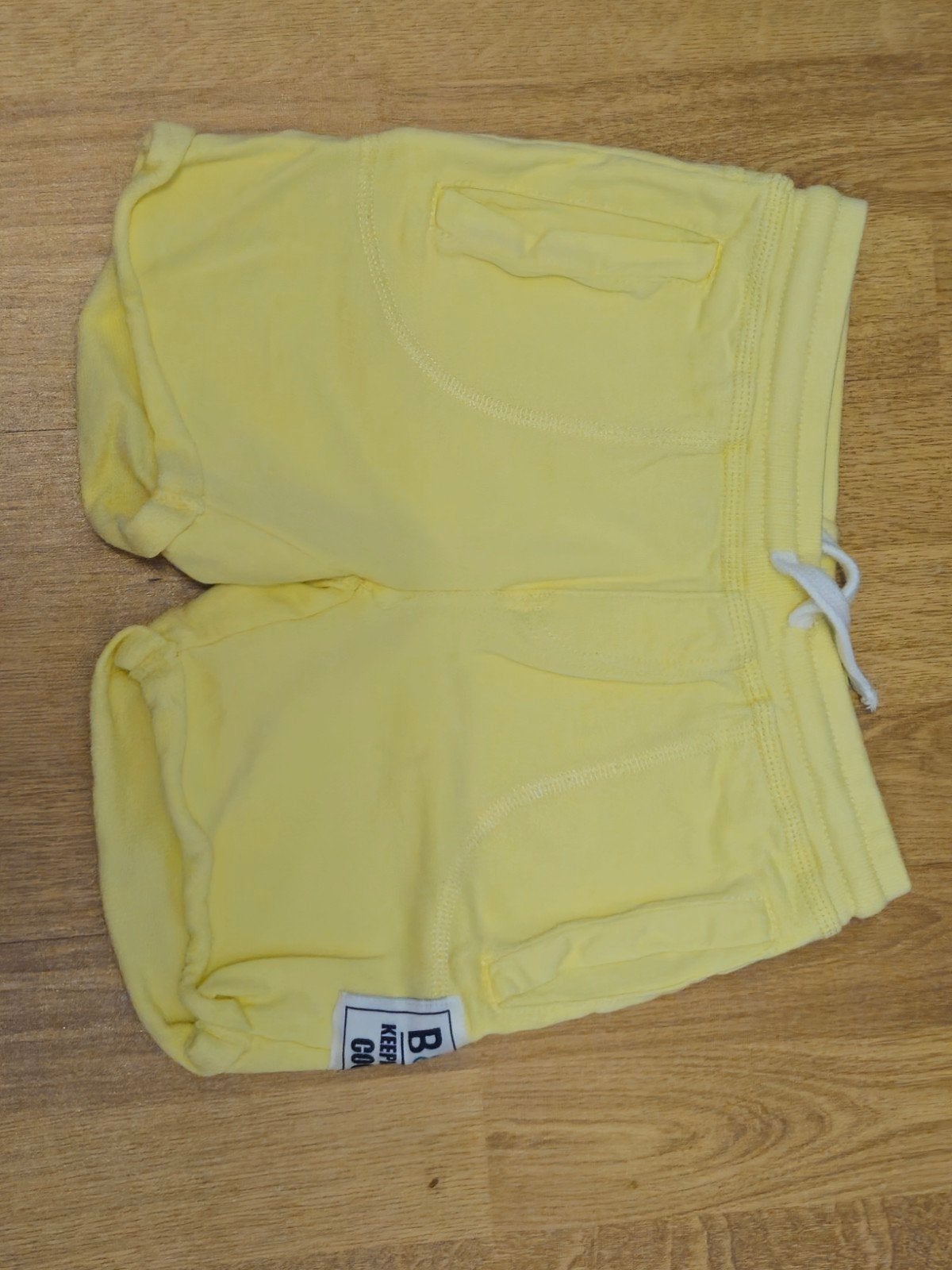 Gele korte broek Boris & Bink maat 128/134, Kinderen en Baby's, Kinderkleding | Maat 128, Broek, Gebruikt, Jongen of Meisje, Ophalen of Verzenden