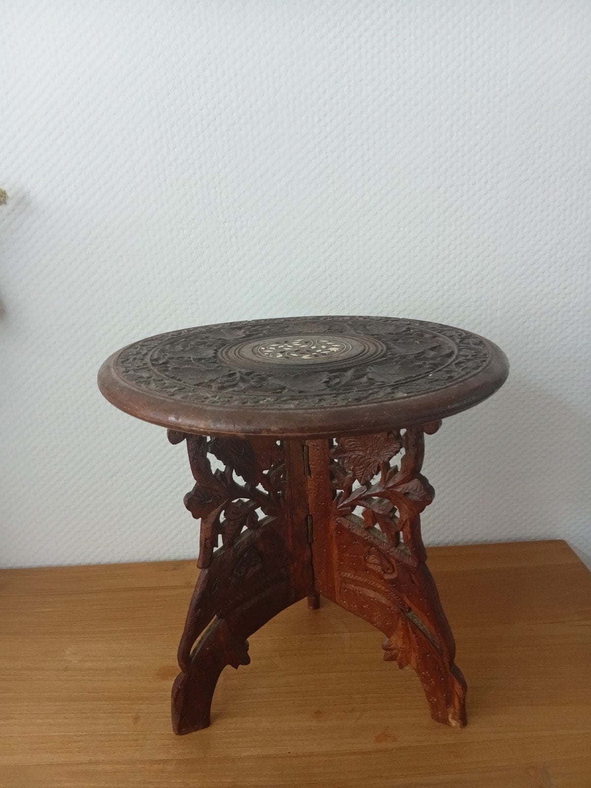 Antiek tafeltje, Ophalen