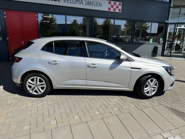 Renault Mégane 1.2 TCe 101 PK ZEN 5-DRS. + NAVI/CRUISE/ECC/, Auto's, Gebruikt, Euro 6, 4 cilinders, Parkeersensor