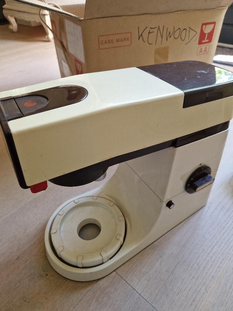 Keukenmachine Kenwood, 1 tot 2 liter, Ophalen, Gebruikt, 3 snelheden of meer