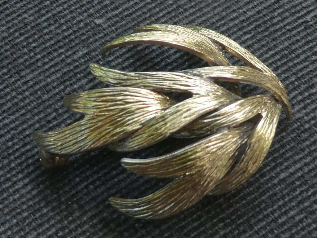 Design broche van Kordes & Lichtenfels  Duitsland, Sieraden, Tassen en Uiterlijk, Broches, Verzenden, Zo goed als nieuw, Goud