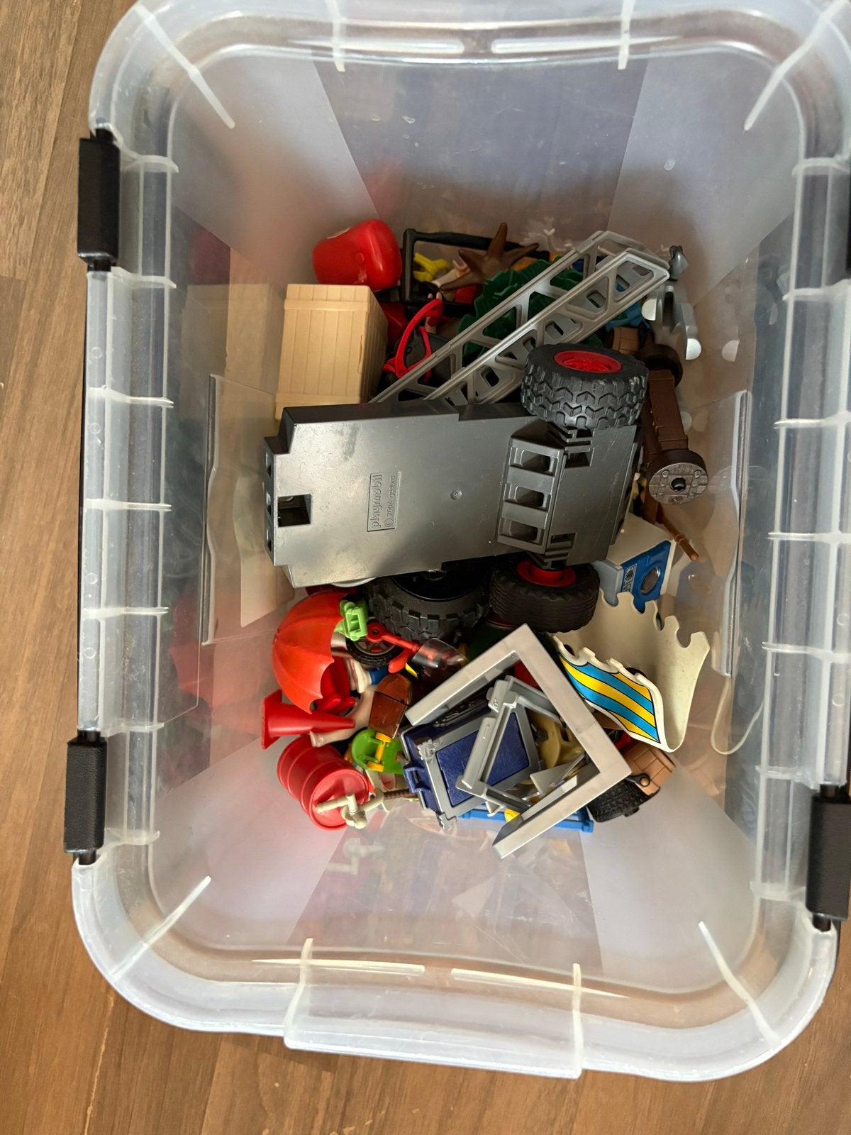 Bak Playmobil met diverse poppetjes en onderdelen, Kinderen en Baby's, Ophalen of Verzenden, Gebruikt, Losse onderdelen, Figuren