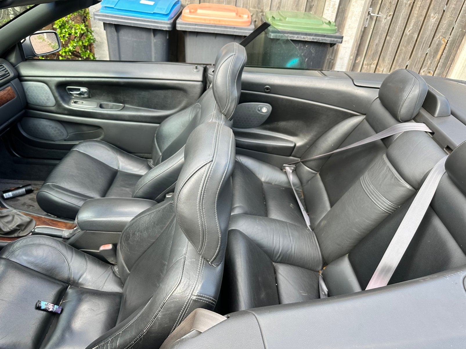 Volvo C70 2.3 T5 Cabrio 240PK | Handgeschakeld | Leder |, Auto's, Voorwielaandrijving, C70, Cabriolet, 4 stoelen