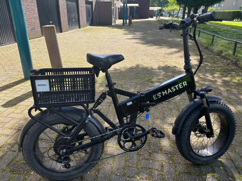 Esmaster Rock wheel pro III, Ophalen of Verzenden, Gebruikt, 50 km per accu of meer, Overige merken
