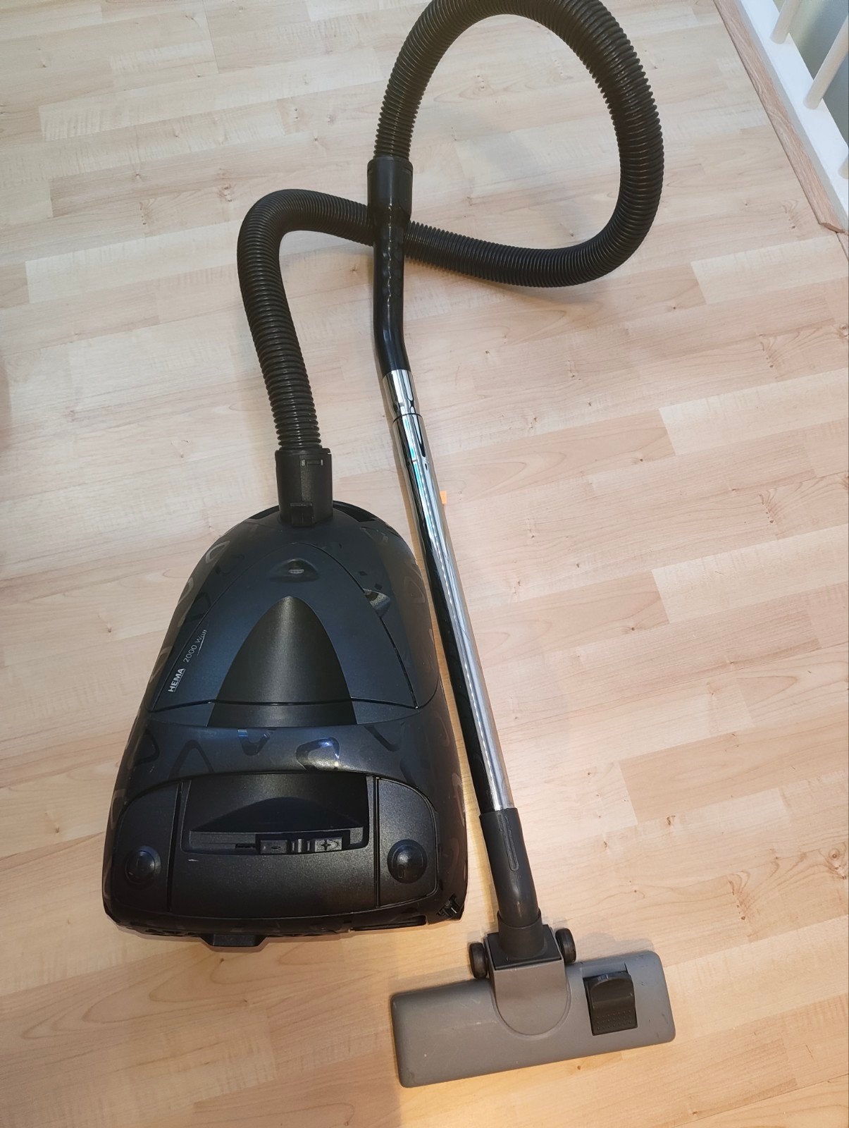 Hema stofzuiger 2000 Watt in prima staat, Witgoed en Apparatuur, Stofzuigers, Ophalen, Zo goed als nieuw, 1600 tot 2000 watt