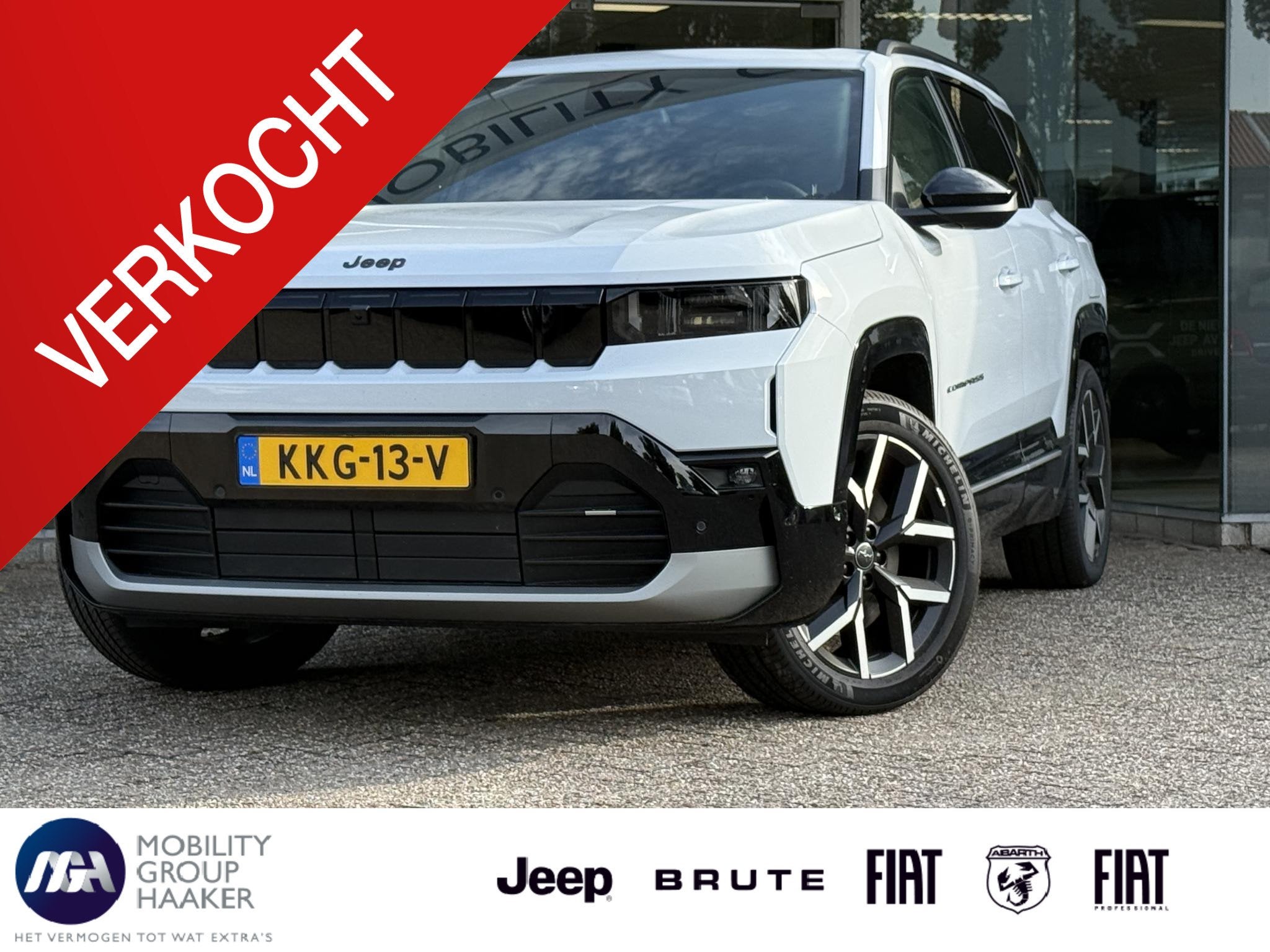 Jeep Compass First Edition 74 kWh, Auto's, Gebruikt, 213 pk, Automatische klimaatregeling, Wit