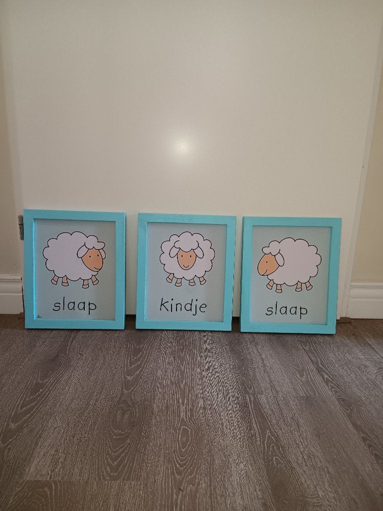 Schilderijtjes babykamer schaapjes Ienepien, Overige merken, Ophalen of Verzenden, Zo goed als nieuw, Wanddecoratie