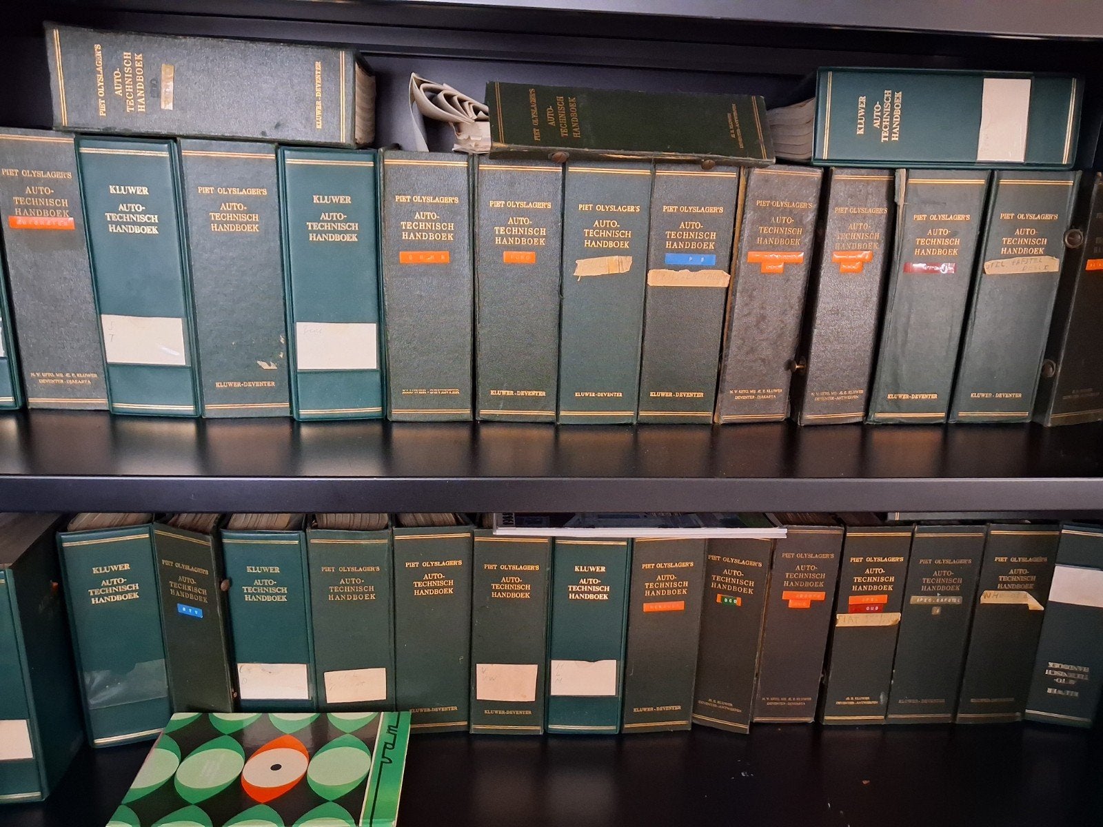 Piet Olyslager klassieke autotecnische boeken, Ophalen