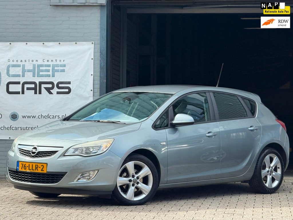 Opel Astra 1.4 Turbo|NAP|NIEUWEAPK|CRUISE|DEALERONDERHOUDEN!, Auto's, Opel, Voorwielaandrijving, Euro 5, Stof, Gebruikt