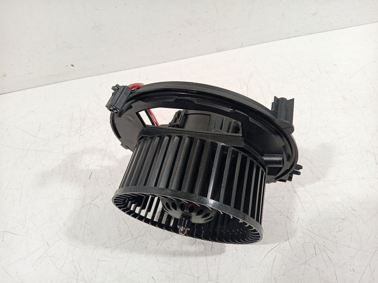 Kachel ventilator motor Seat Ateca, Onderdelen@venauto.nl, Van der Ven Autorecycling B.V., Gebruikt, Ettenseweg 76, 4706 PB Roosendaal, The Netherlands