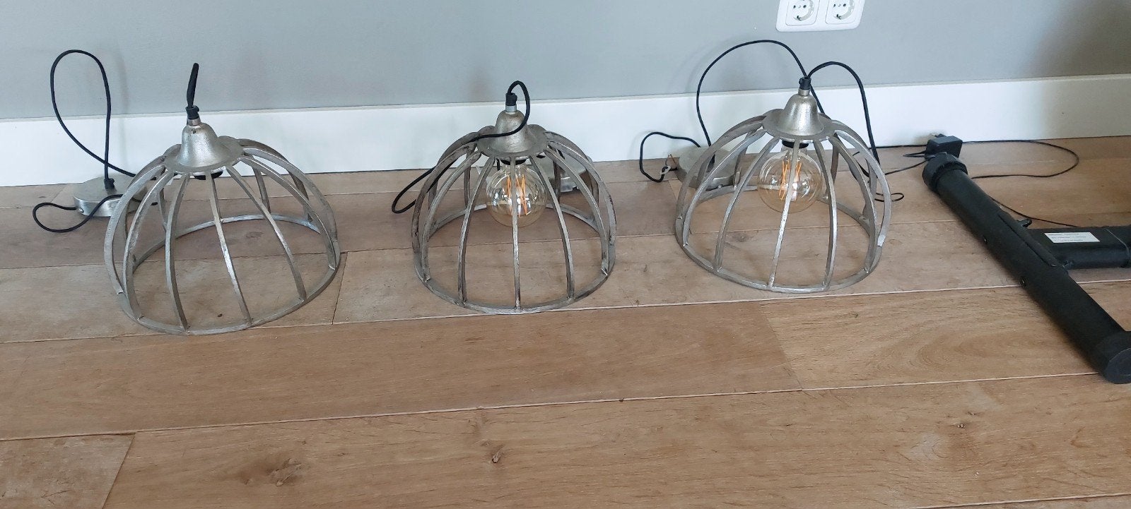 Lampen metaal, Ophalen