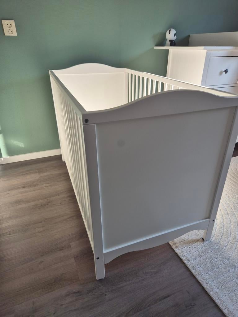 Ledikant Smagora IKEA, Kinderen en Baby's, Babywiegjes en Ledikanten, Ophalen, Zo goed als nieuw, Ledikant