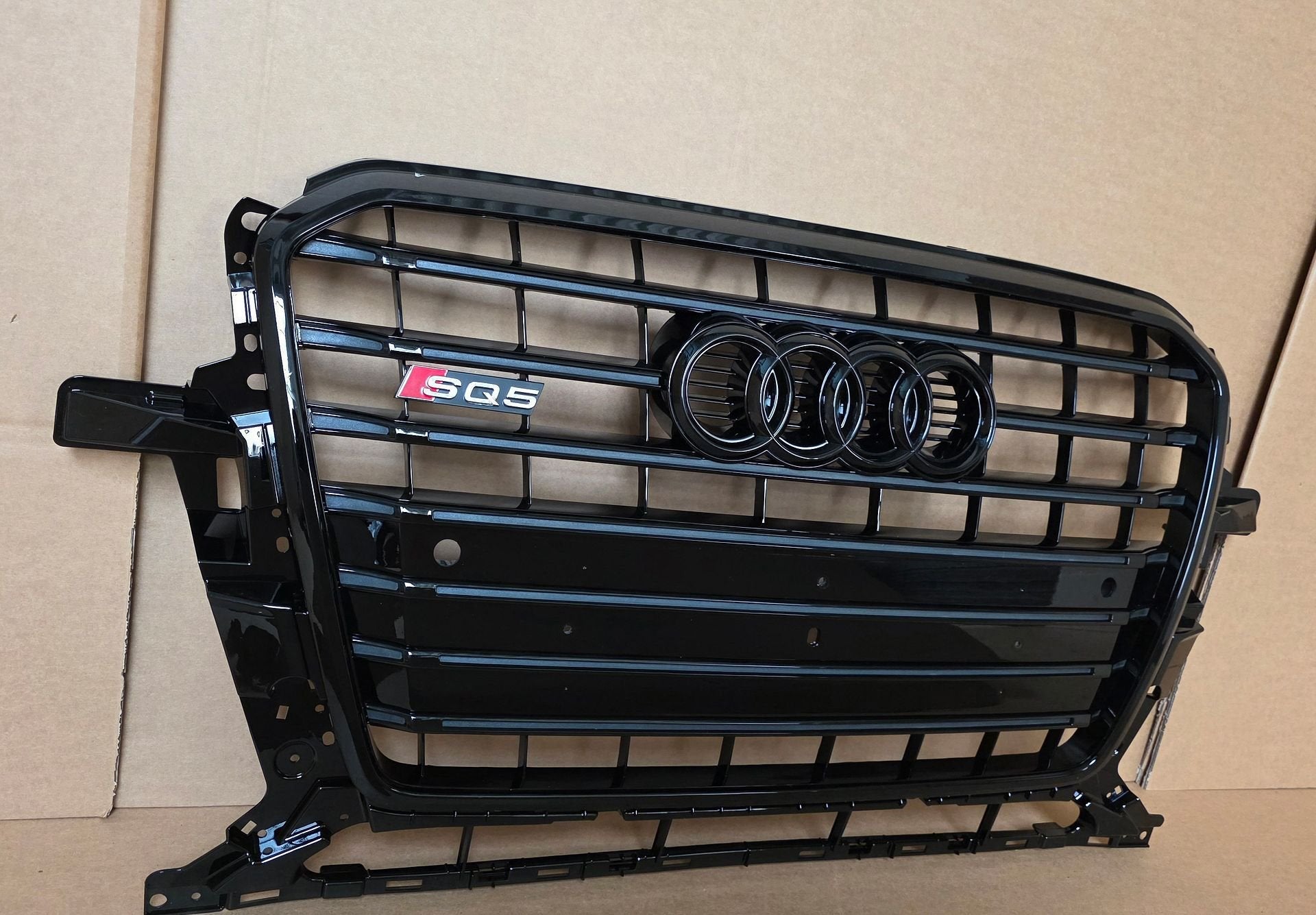 Grill Audi Q5 SQ5 8R Facelift Grille HOOGLANS ZWART bj.2012-, -, Nieuw, Ophalen of Verzenden, -