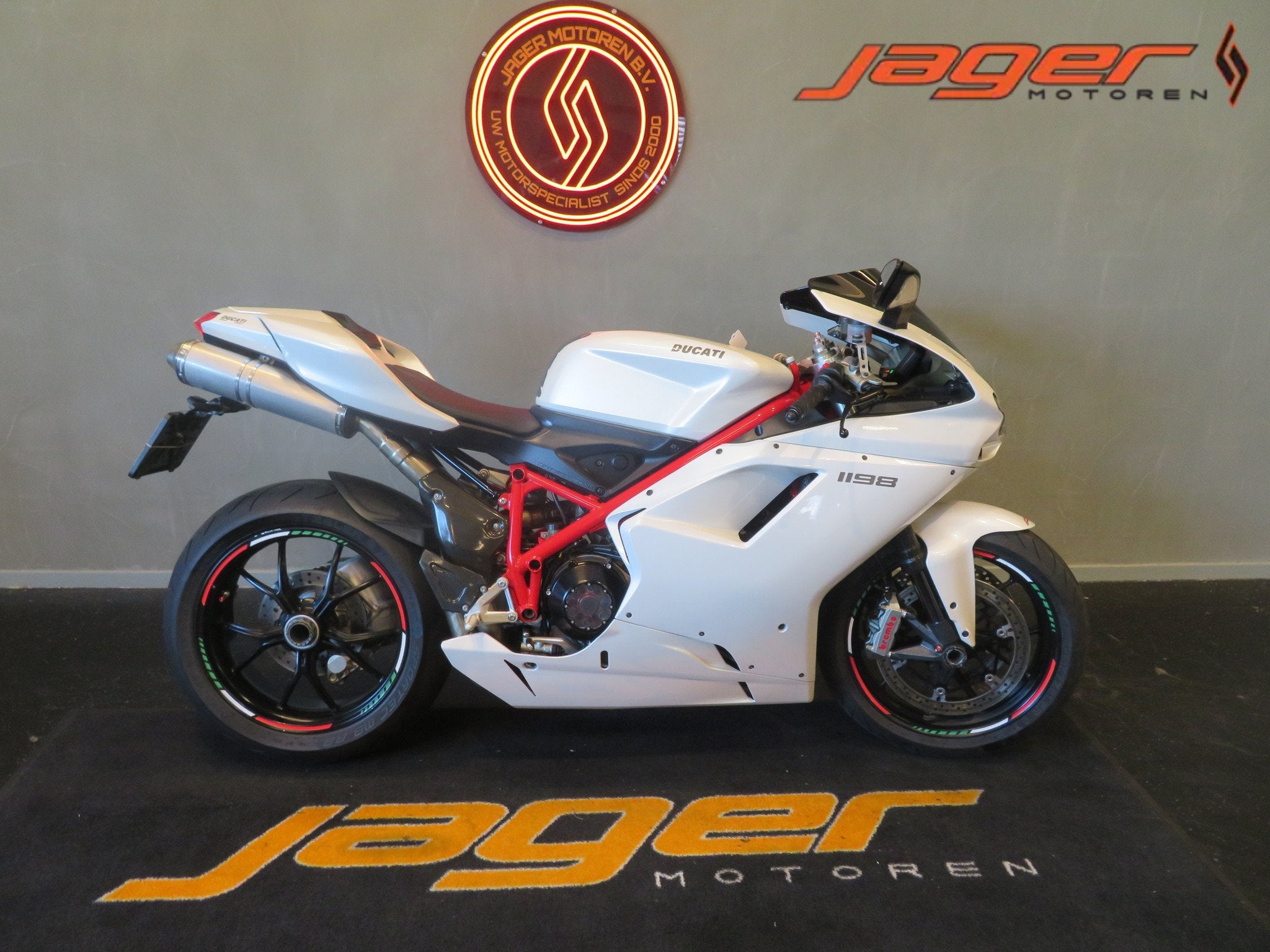 Ducati 1098 SUPERSTAAT NIEUWSTAAT! (bj 2008), Motoren, Motoren | Ducati, Bedrijf, Sport