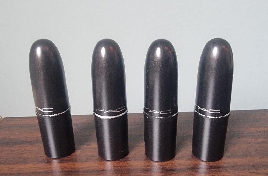 4 MAC matte mini lipsticks,703,641,628,611, Gebruikt, Ophalen of Verzenden, Make-up, Overige kleuren