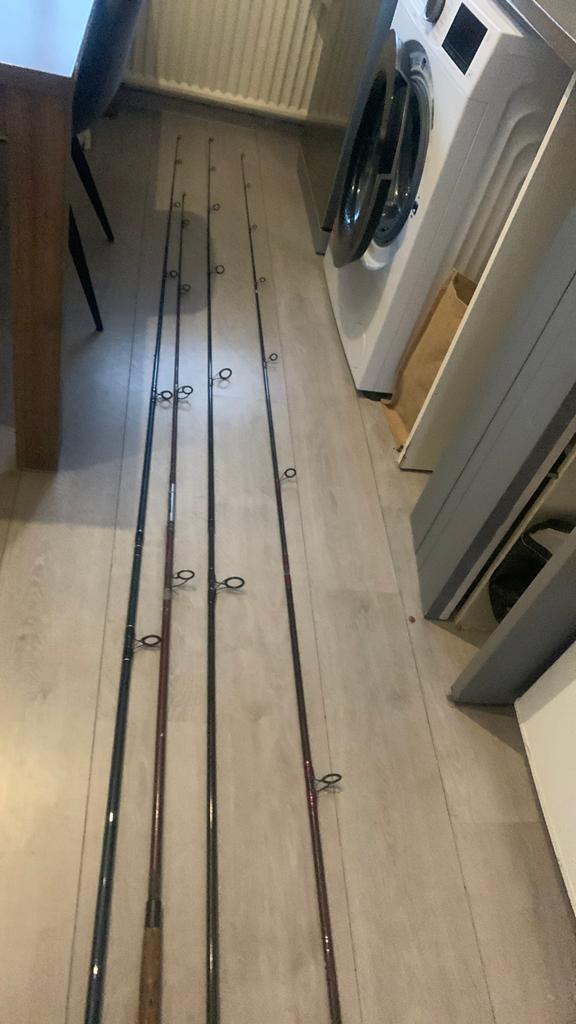 Set van 4 vishengels - Slechts 3 keer gebruikt, Ophalen of Verzenden, Nieuw, Werphengel