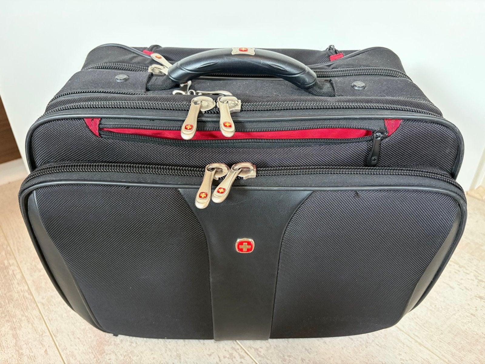 Swissgear laptoptrolley / pilotenkoffer - Zwart, Ophalen, 40 tot 60 cm, Gebruikt, 20 tot 30 cm