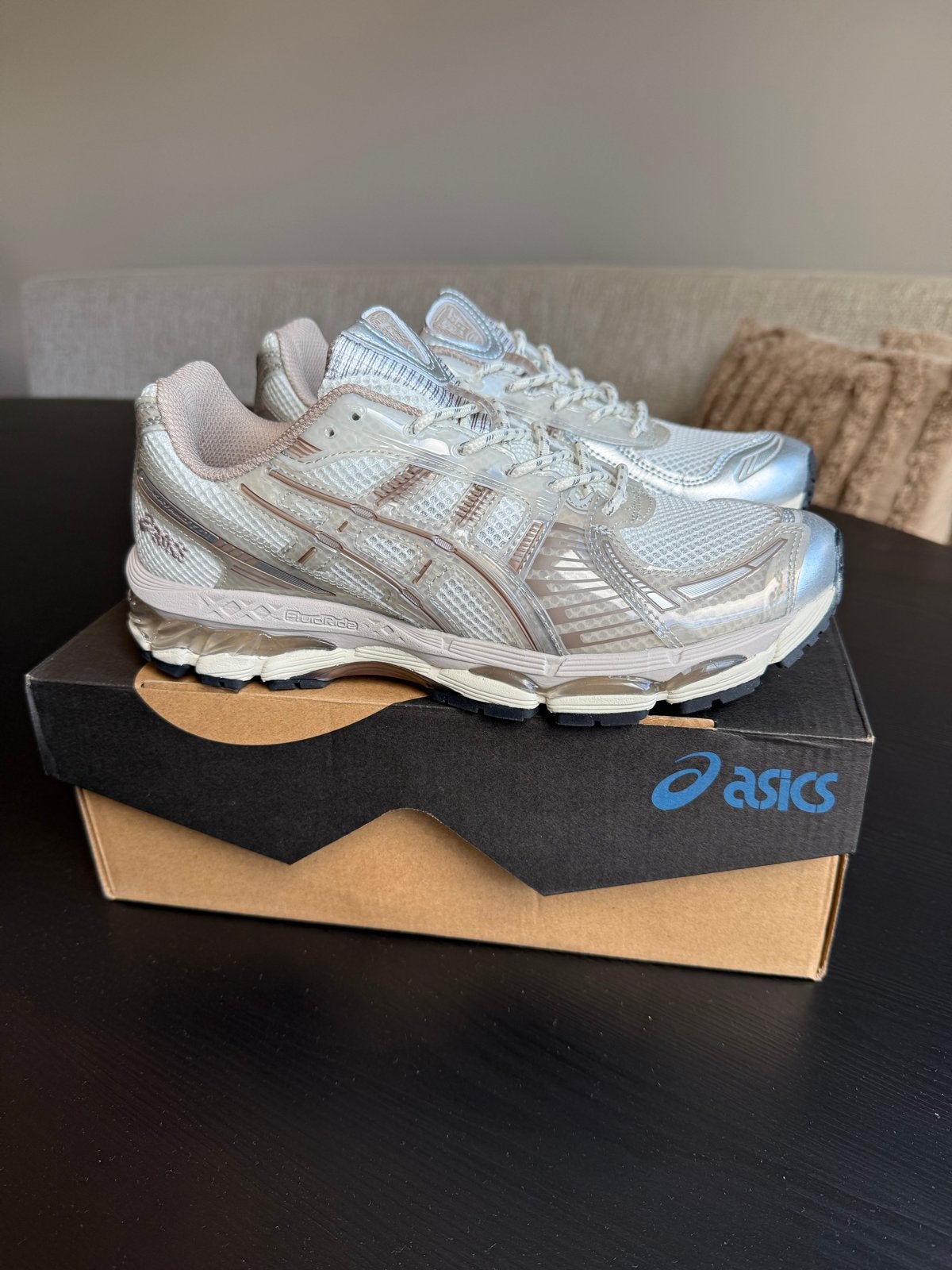Nieuwe Asics Gel-Kayano 14 Kith Paragon Beige/Wit/Bruin, Ophalen of Verzenden, Nieuw, Beige, Sneakers of Gympen