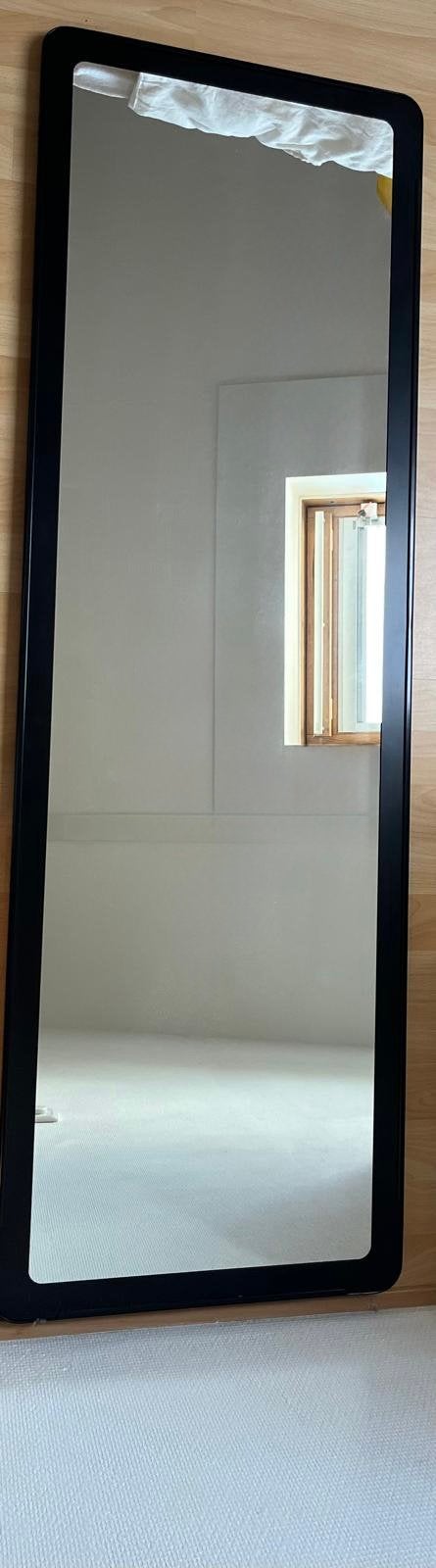 IKEA Grua wandspiegel, Ophalen, Zo goed als nieuw, Rechthoekig, Minder dan 100 cm
