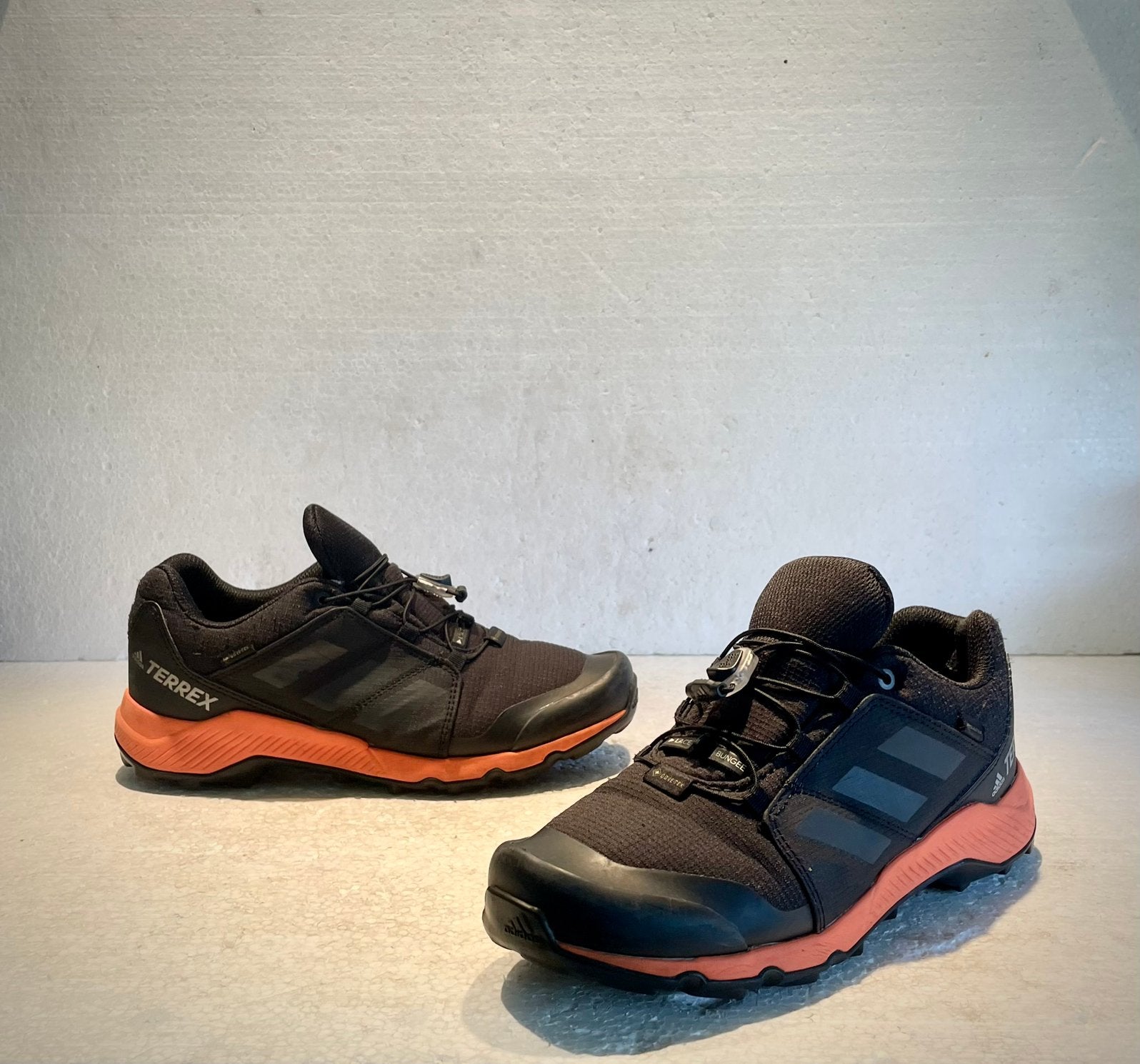 Adidas Terrex GTX GoreTex outdoor wandel schoenen zwart 37,5, Ophalen of Verzenden, Zwart, Wandelschoenen