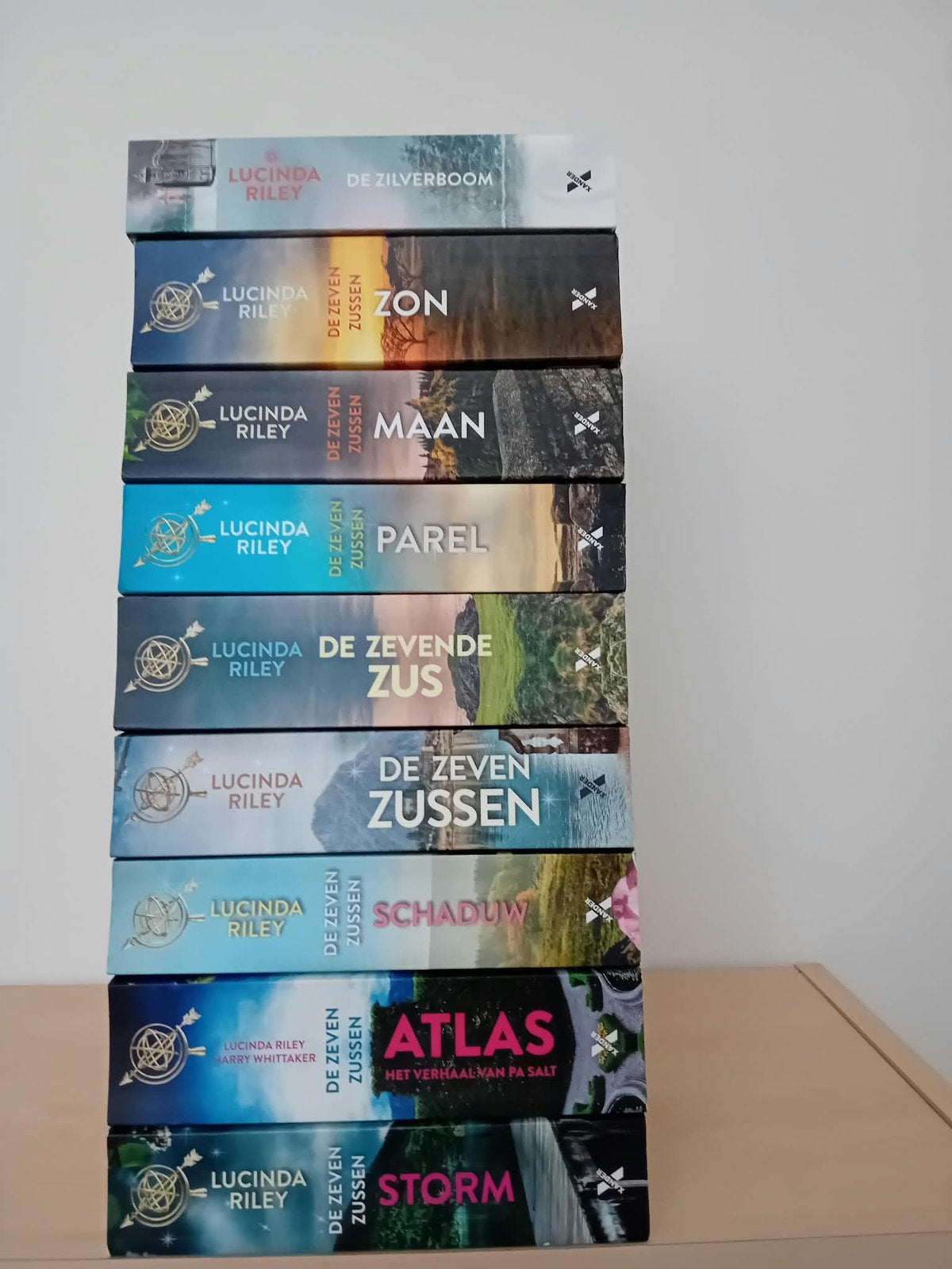 Diverse boeken (nieuw) Lucinda Riley, Jill Mansell etc, Ophalen of Verzenden, Nieuw, Nederland
