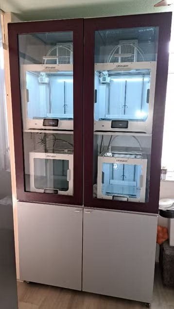 4 x Ultimaker printers + Kast + nieuw filament, Computers en Software, Ophalen, Gebruikt, Ingebouwde Wi-Fi, UltiMaker