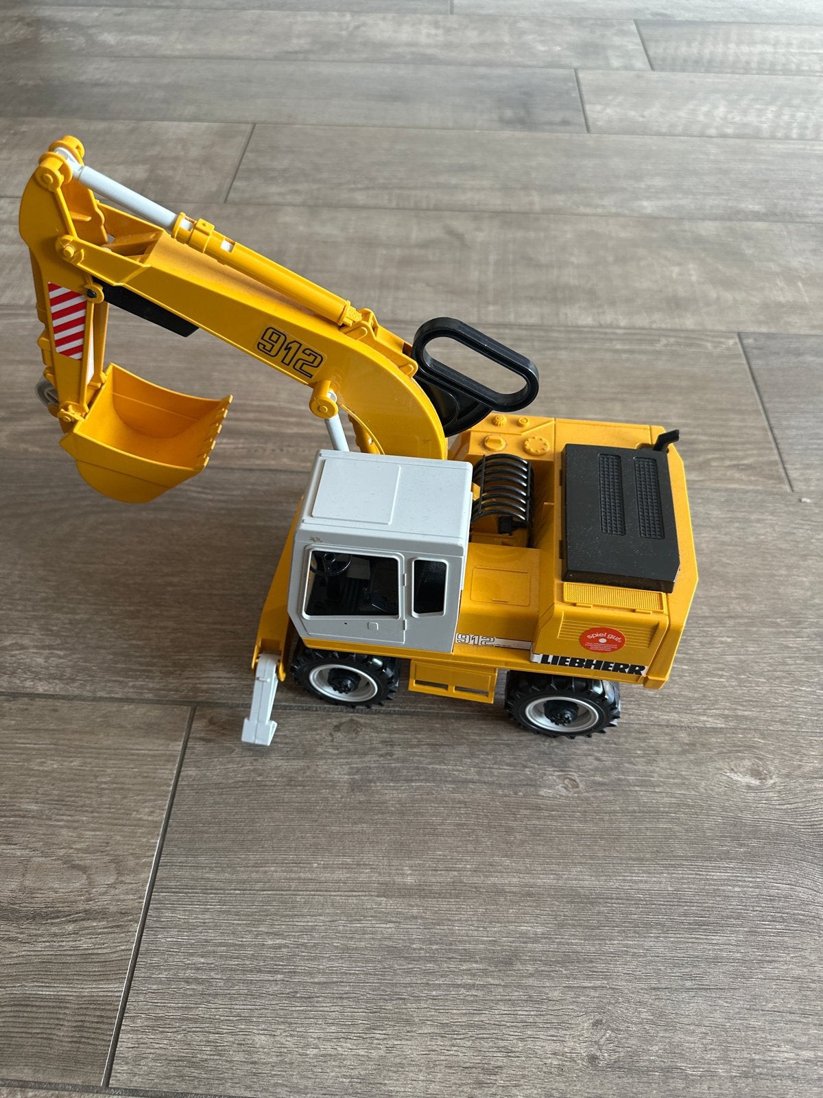 Graafmachine liebherr, Ophalen, Gebruikt
