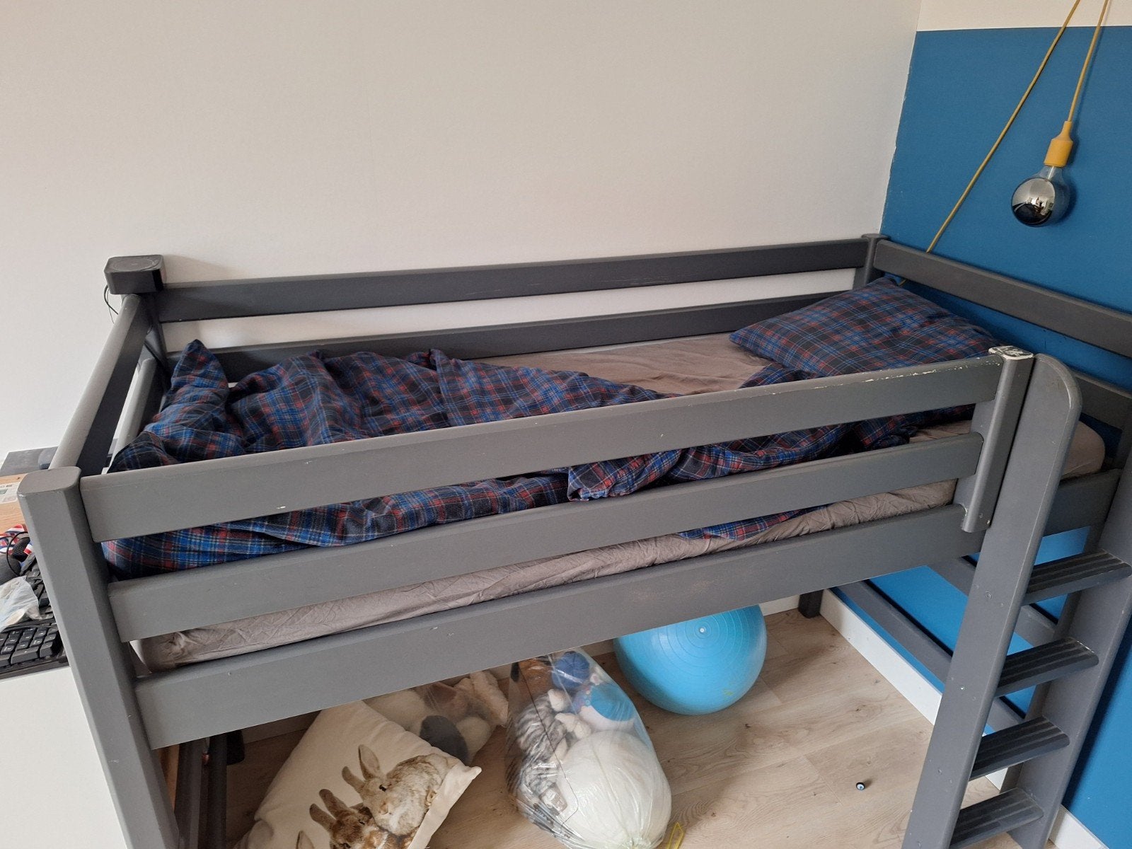 Half hoogslaper 1.43 m, Ophalen, Gebruikt, 90 cm, Eenpersoons
