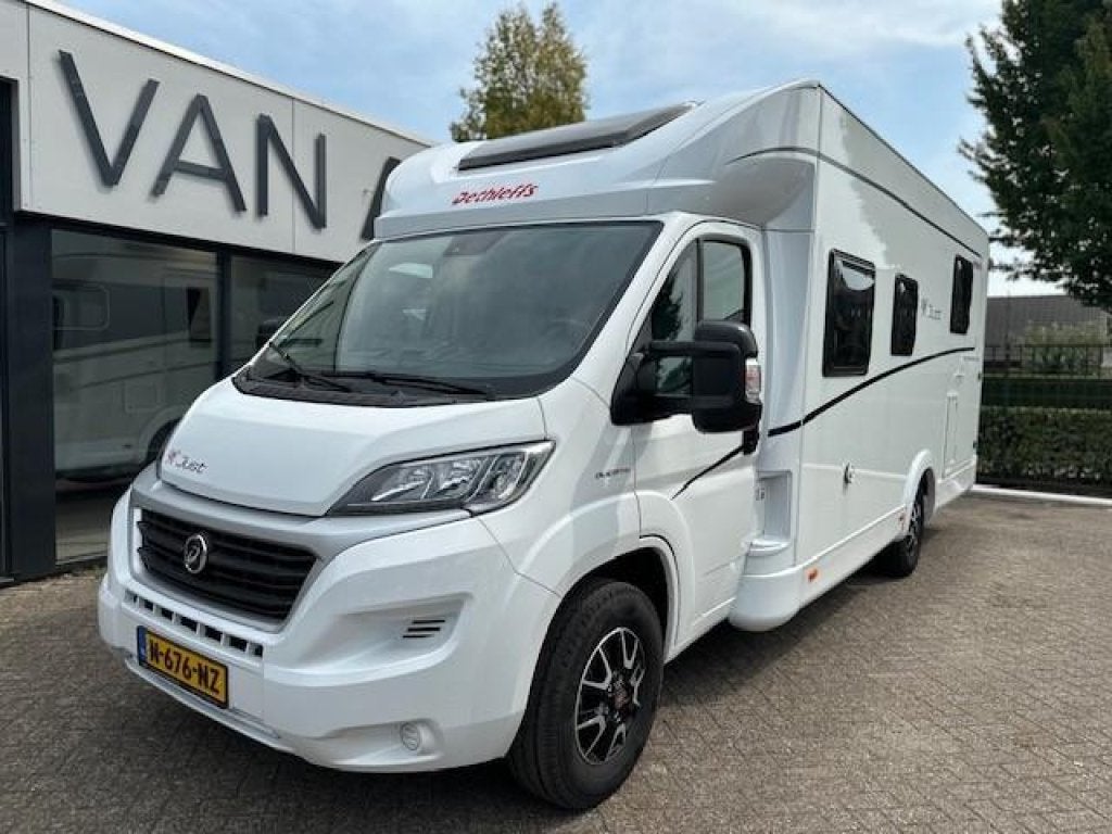 Dethleffs Just T7052 EB 4P, Caravans en Kamperen, Campers, Ringverwarming, Fiat, Koelkast, Bedrijf