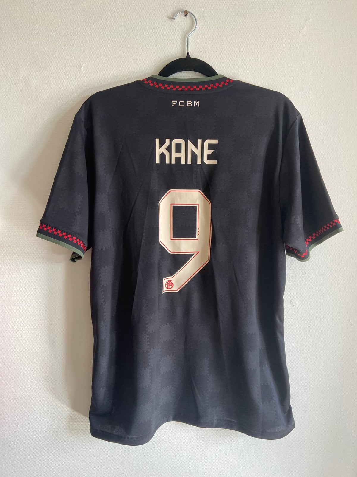 Origineel Bayern München 25/26 Kane shirt, Sport en Fitness, Voetbal, Maat L, Ophalen of Verzenden, Zo goed als nieuw, Shirt