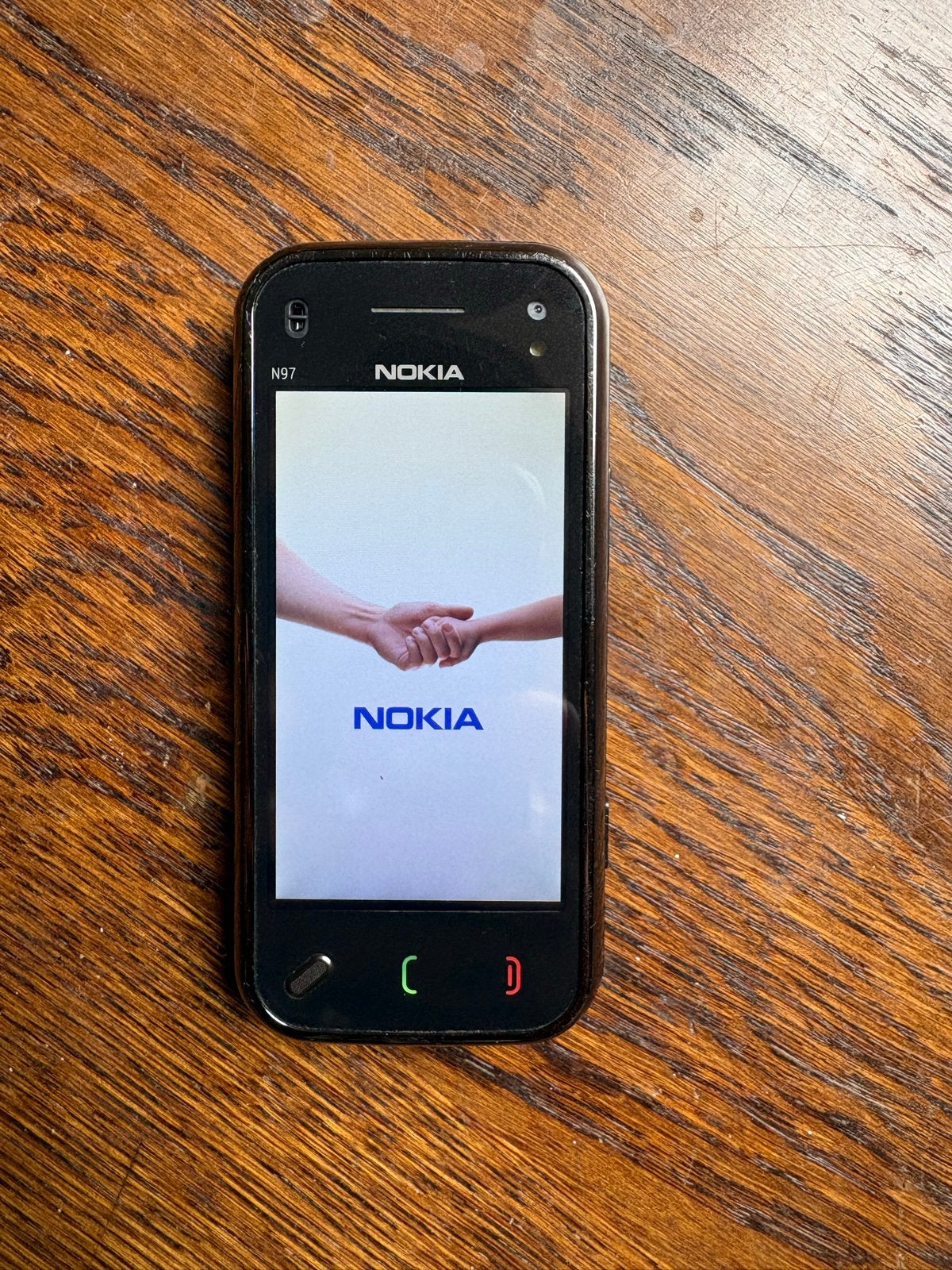 Nokia N97 - Klassieke smartphone met uitschuifbaar toetsenbo, Gebruikt, Schuifmodel, Zwart, Fysiek toetsenbord