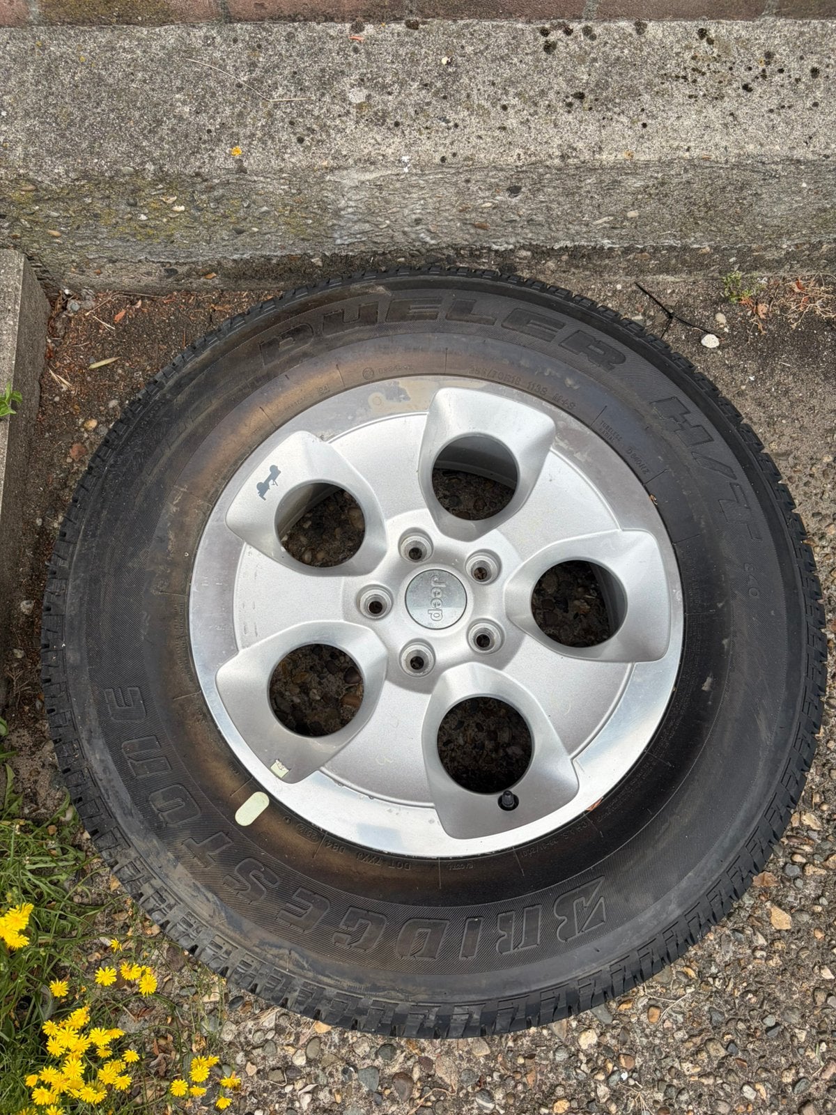 1 Velg Jeep Wrangler JK, Ophalen, 255 mm, All Season, Banden en Velgen