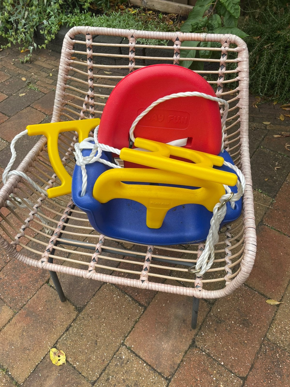 Kinderschommel, Ophalen, Zo goed als nieuw