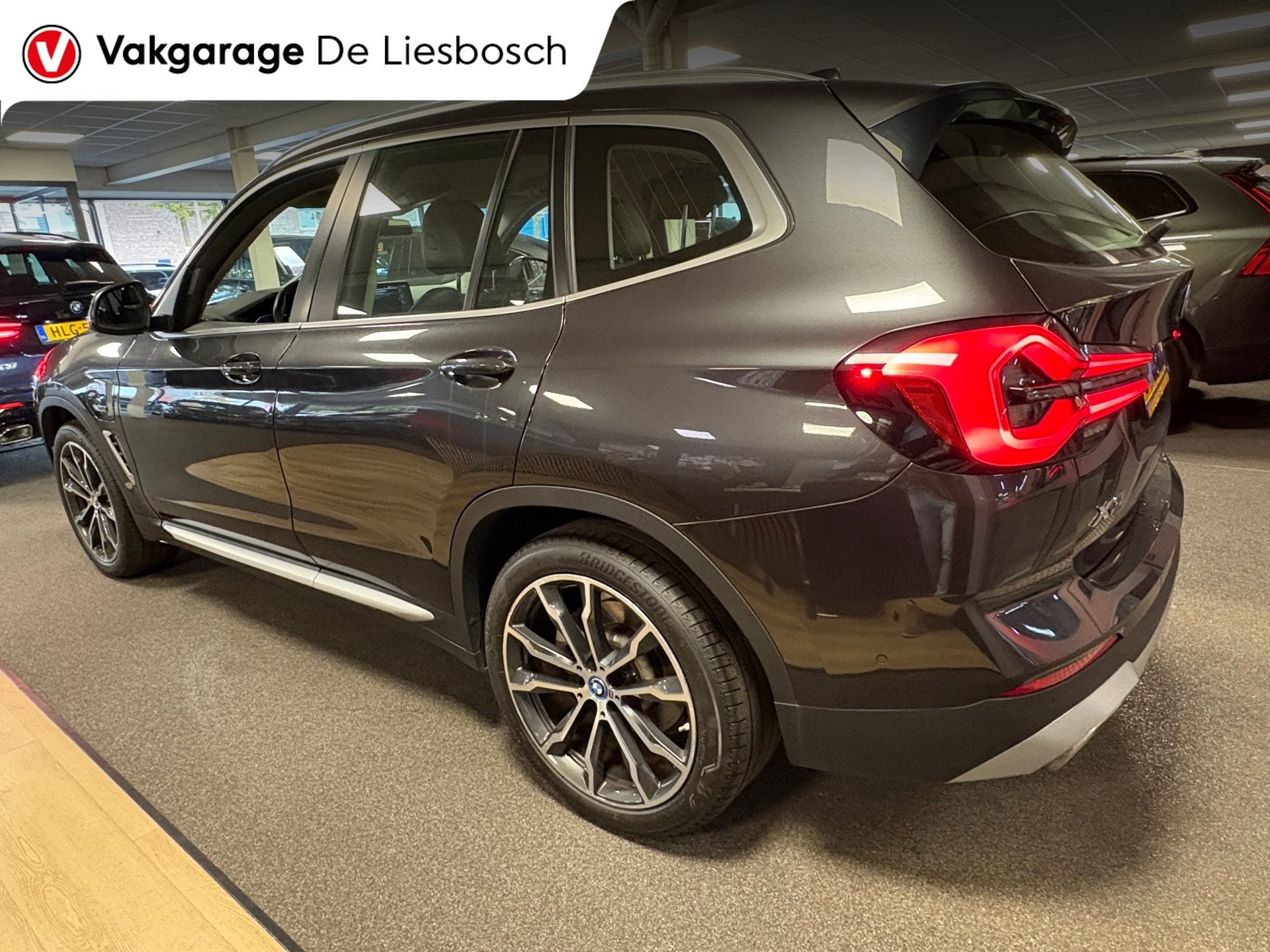 BMW X3 XDrive30e Business Edition Plus / leer / head up / ca, Auto's, Gebruikt, 2000 kg, Bedrijf, Vierwielaandrijving