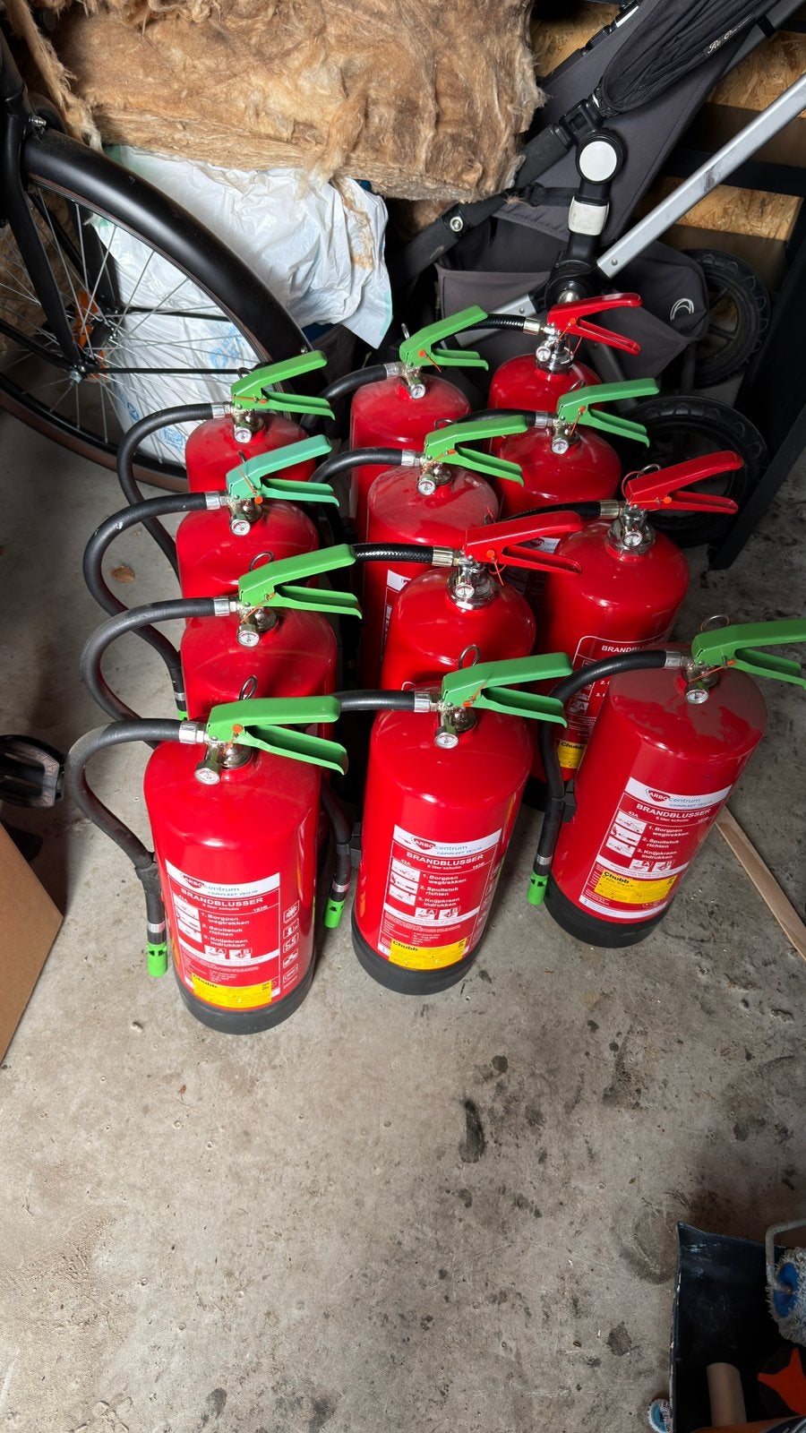 12 afgekeurde Chubb brandblussers (6 liter schuim), Ophalen, Gebruikt, Brandblusser