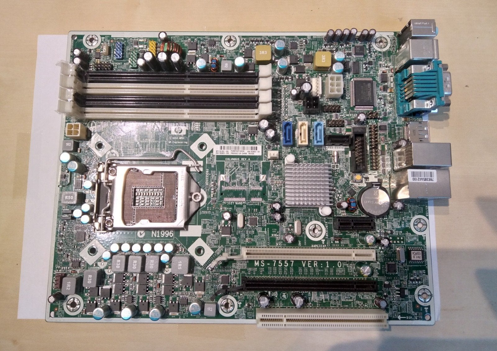 HP Compaq Elite 8100 SFF Moederbord MS-7557 Ver: 1.0, Computers en Software, Ophalen, LGA 1156, SFF, Gebruikt