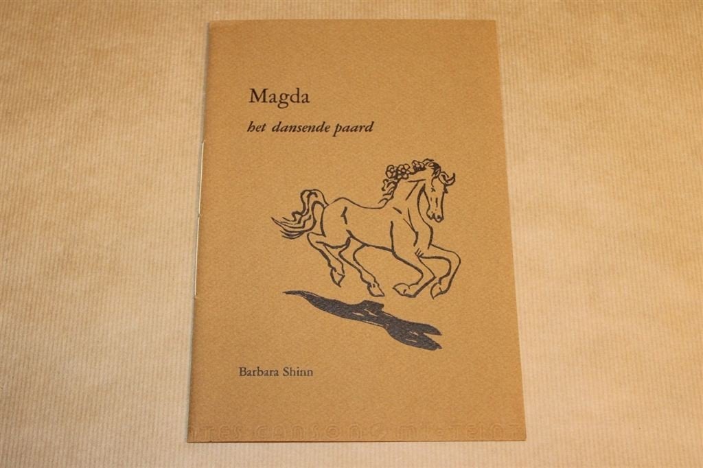 Magda het dansende paard - Barbara Shinn, Ophalen of Verzenden, Zo goed als nieuw